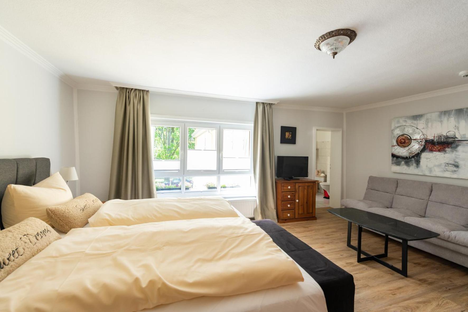 Goethe Hotel Bad Pyrmont Room photo